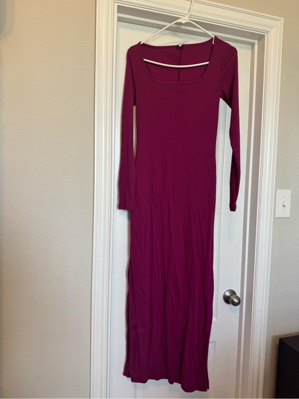 Old Navy Long Sleeve Maxi Dress - Berry